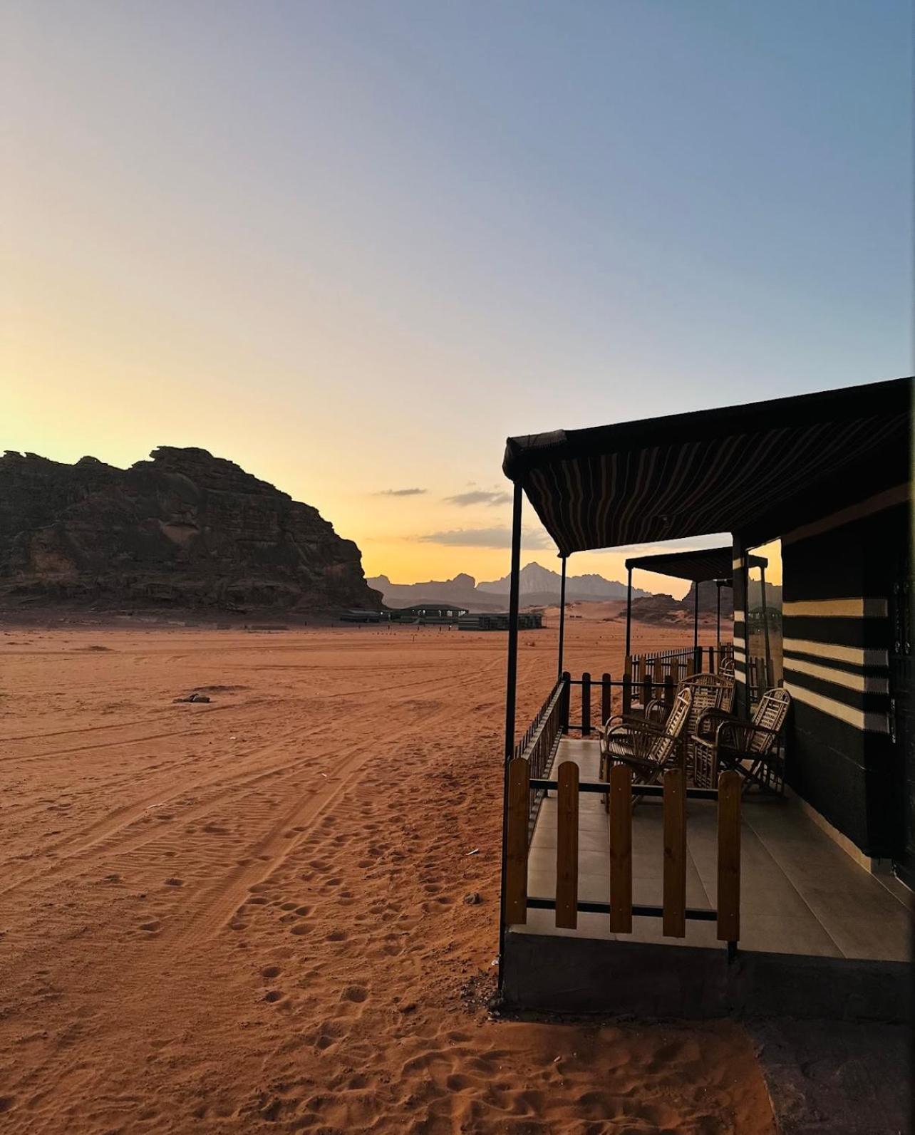 Wadi Rum Magic Camp Eksteriør bilde